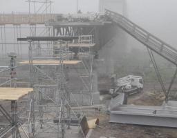 Єднаємо Луганщину: на мосту поблизу КПВВ «Станиця Луганська» не припиняється робота