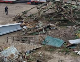 Єднаємо Луганщину: біля КПВВ «Станиця Луганська» зводять опори мосту