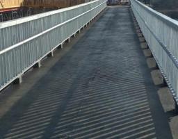 Міст у Станиці Луганській повністю відновлено