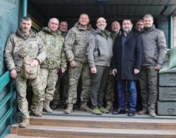 Сергій Гайдай разом із Міністром оборони України Олексієм Резніковим та Головнокомандувачем Збройних Сил України генерал-лейтенантом Валерієм Залужним відвідав військові підрозділи, що боронять Луганщину та Донеччину