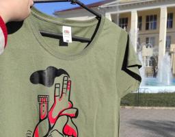 Це не бізнес – це поклик серця: Сєвєродончанка відновлює друк патріотичних футболок з нуля