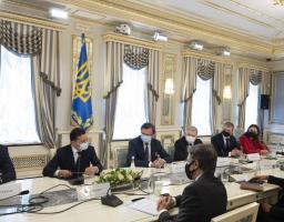 Президент обговорив з Держсекретарем США ситуацію на Донбасі, питання деокупації Криму, міжнародний порядок денний та реформи в Україні