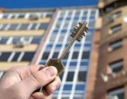 Реалізація у поточному році державної бюджетної програми щодо забезпечення житлом внутрішньо переміщених осіб, які захищали незалежність, суверенітет та територіальну цілісність України