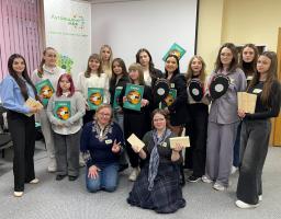 Молодь з Луганщини опановувала техніки самооборони WenDo