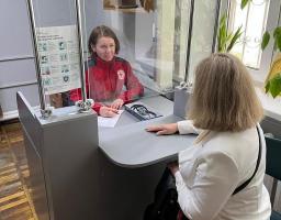 Завтра ВПО з Луганщини у Хмельницькому прийматимуть  лікарі Червоного Хреста