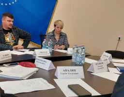 Аграрії Луганщини сертифікують фахівців для допомоги піротехнікам у розмінуванні після деокупації