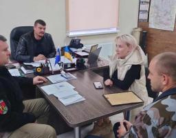 Керівництво облдержадміністрації зустрілося з волонтерами, які працюють на Луганщині