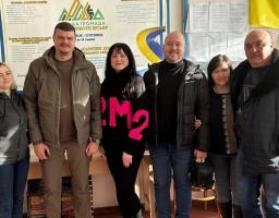 Артем Лисогор оглянув приміщення, яке пропонується для створення шелтеру для луганчан, та перевірив роботу гуманітарного хабу Гірської громади