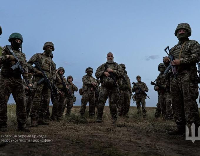 Окупанти не спроможні загасити торфовище під Луганськом, рубіжани залишаються без сповіщень про небезпеку у місті, на Луганщині за добу зафіксовано 17 обстрілів