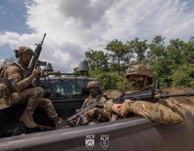 До 40 осель щодня має проінспектувати кожен член вибочкому в "лнр", за відмову від участі в пропагандистських заходах окупанти знижуватимуть школярам оцінки, із реактивної та ствольної артилерії ворог вдарив на Луганщині