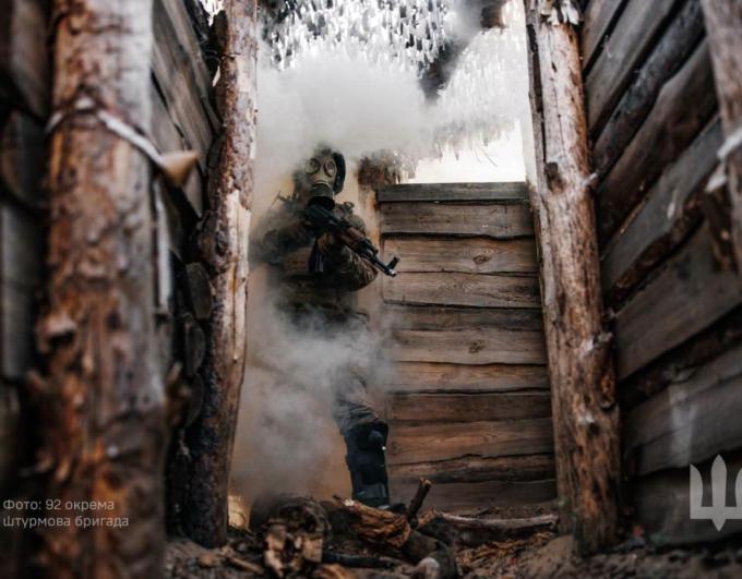 Луганськ та ще декілька міст окупанти вкотре залишили без води, у Сіверськодонецьку загарбники демонтують ще одну багатоповерхівку, із мінометів та артилерії поцілив ворог на Луганщині
