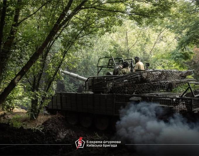 Одна з причин знеструмлень - підприємство водопостачання в Луганську заборгувало майже 12 мільйонів рублів за електрику, енергосистему в "лнр" росіяни перевели в аварійний режим, 45 скидів з безпілотників здійснив ворог на Луганщині