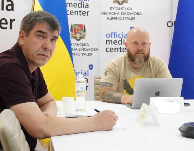 Очільник Луганщини Олексій Харченко узяв участь у координаційній нараді щодо пріоритетів діяльності Міністерства економіки та довкілля України, зокрема стосовно питань мобілізації приватного капіталу для розвитку економіки держави, під головуванням заступника Керівника Офісу Президента України Віктора Микити.  Як було зазначено, під час війни основним інвестором стала держава. Тож необхідно не тільки зберегти рівень державних інвестицій та спрямувати їх у продуктивні сектори економіки, а й створити умови дл